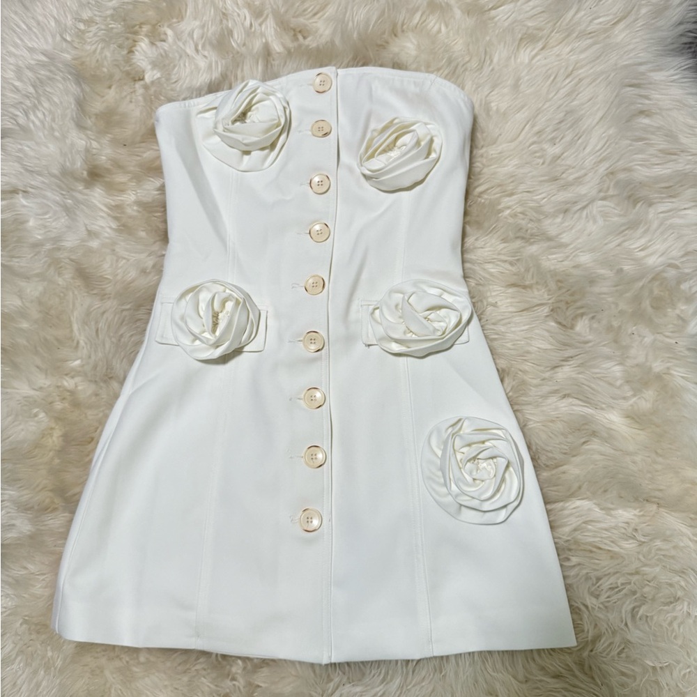 Beulah Style White Roses Dress